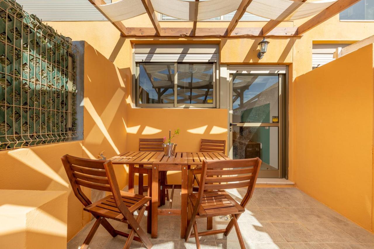 Casa Nora - Ocean View - Patio - Home Office คอสตา เด อันตีกัว ภายนอก รูปภาพ